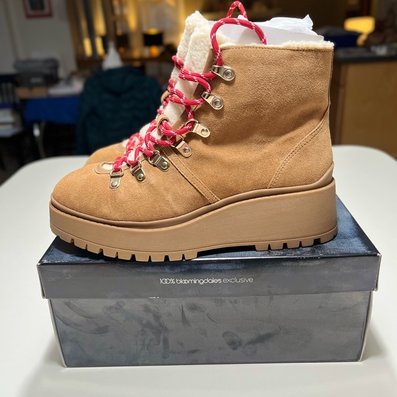 Aqua Miranda 9M Waterproof - Picture 2 of 3